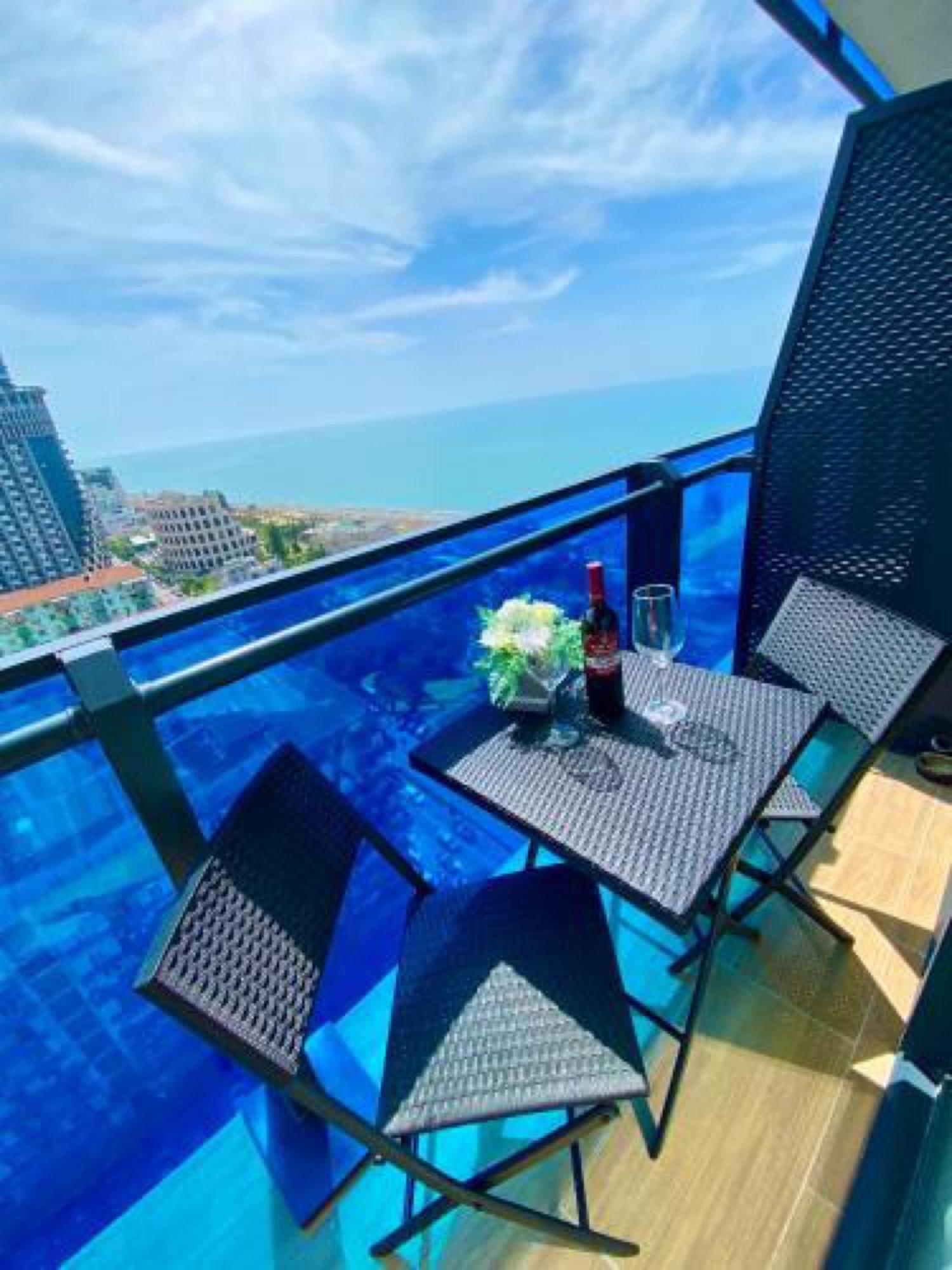 الشقق الفندقية باتوميفي  Sea View Orbi City المظهر الخارجي الصورة